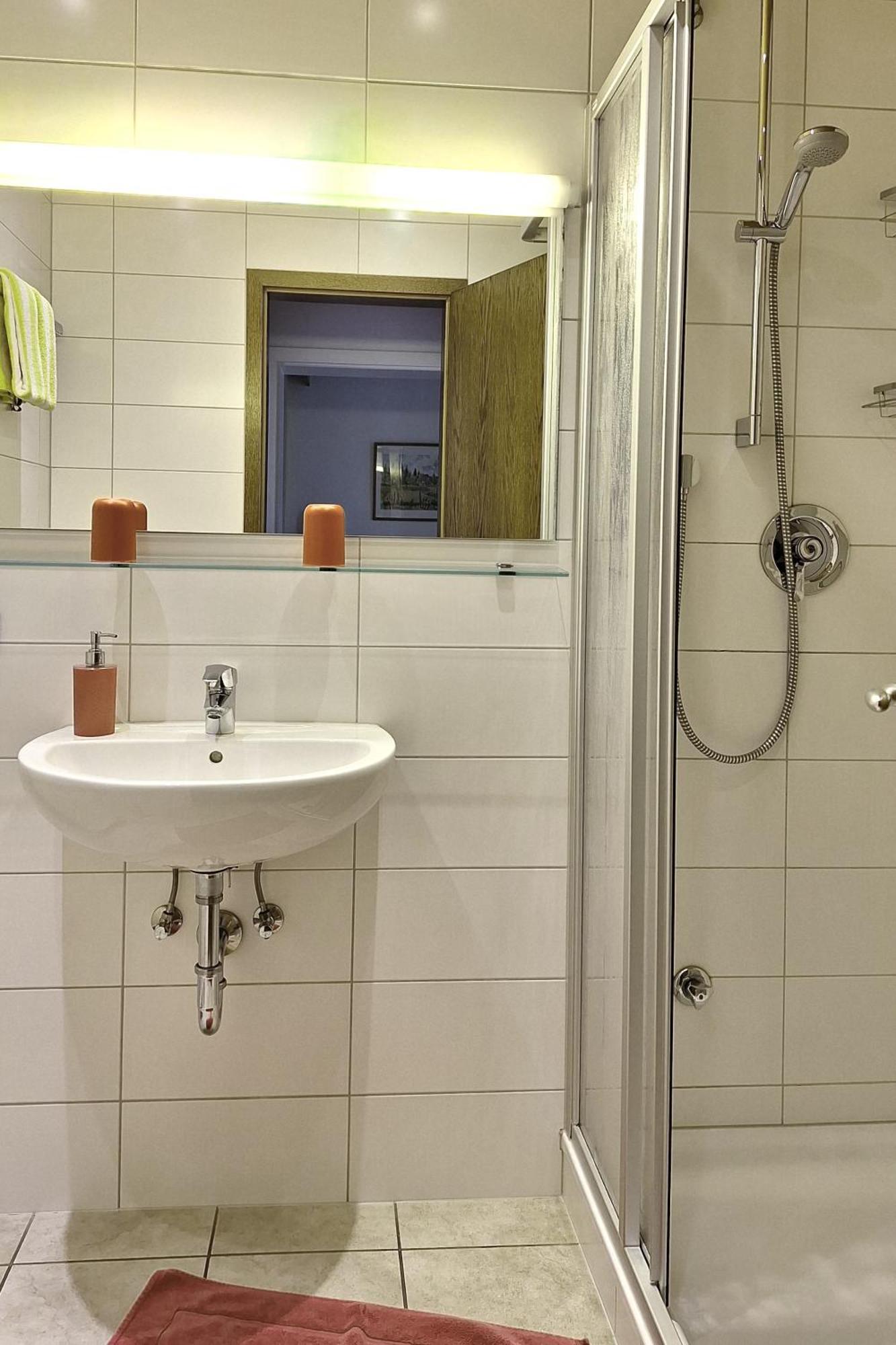 Hotel Garni Sebastian Kirrweiler  Экстерьер фото